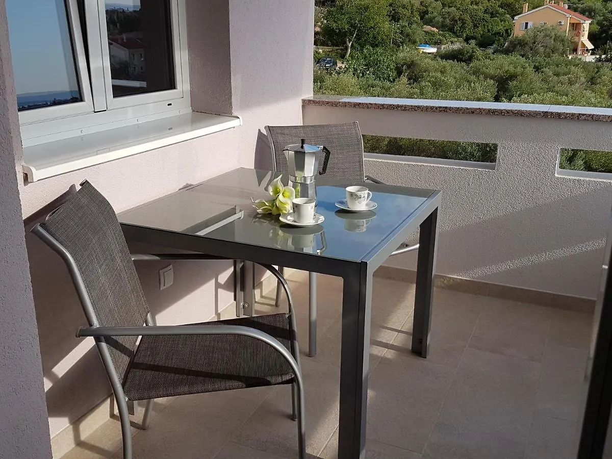 בית הארחה פונאנט Apartments Kiara